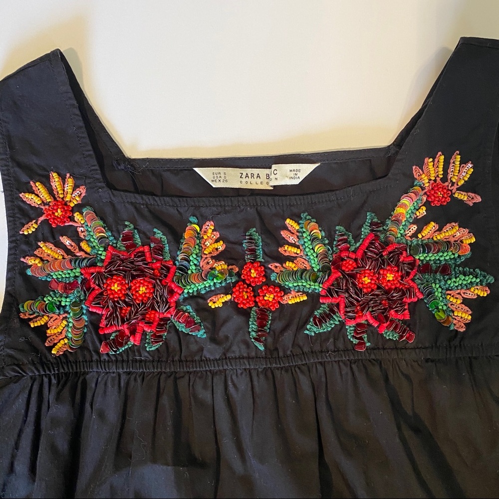 Zara Basic Floral Beaded Cropped Blouse - Picture 2 of 3